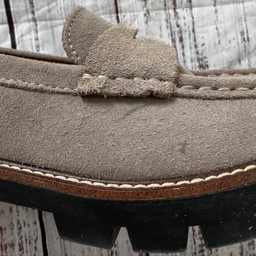 HOUSE OF HARLOW 1960 Taupe Suede Gunner Loafers Size 9 - Picture 9 of 9
